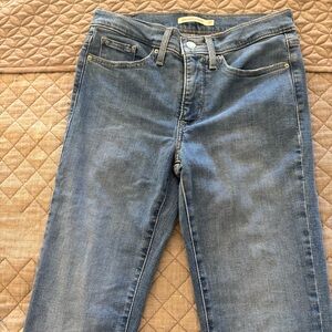 Women’s Levi’s 314 Blue Denim Jeans